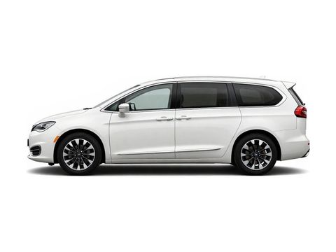 2023 Chrysler Pacifica Touring Photo