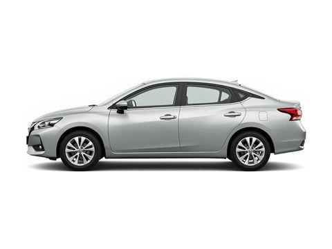 2025 Nissan Versa SR Photo