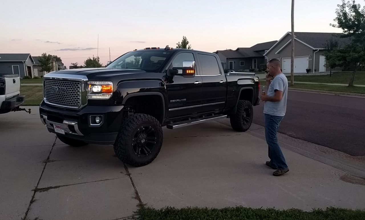 2016 GMC Sierra 2500HD Denali | Madison, SD, Onyx Black (Black), 4X4