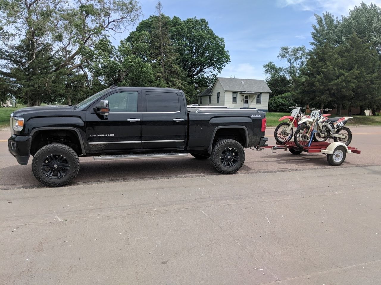 2016 GMC Sierra 2500HD Denali | Madison, SD, Onyx Black (Black), 4X4