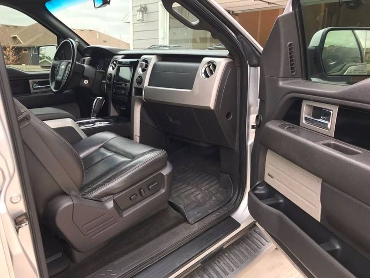 2011 Ford F-150 FX4 | Sioux Falls, SD, Ingot Silver Metallic (Silver), 4x4