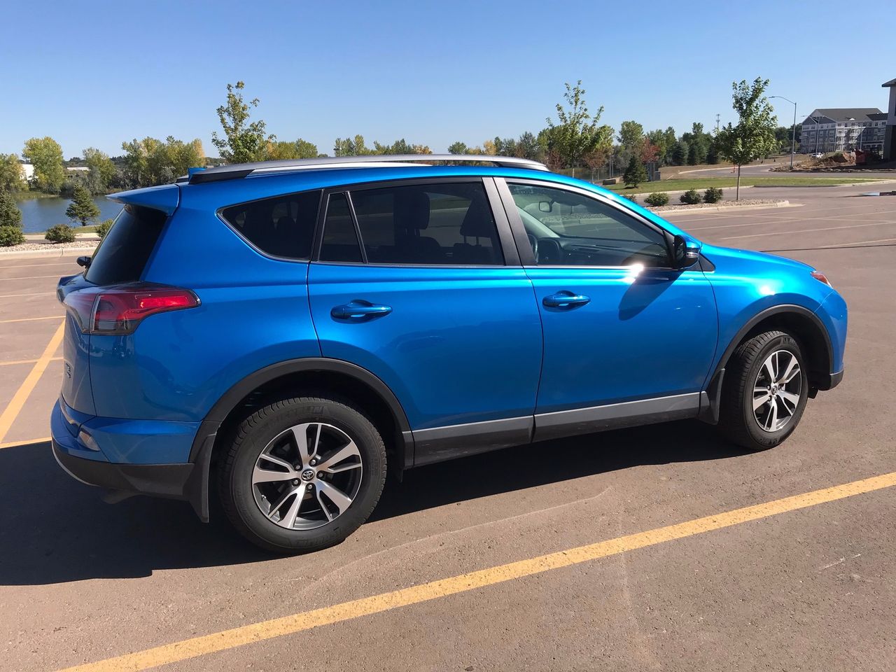 2017 Toyota RAV4 XLE | Sioux Falls, SD, Electric Storm Blue (Blue), All Wheel