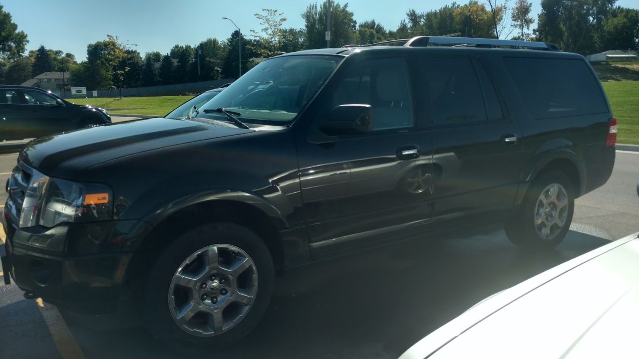 2009 Ford Expedition EL XLT | Beresford, SD, Black Clearcoat (Black), 4x4