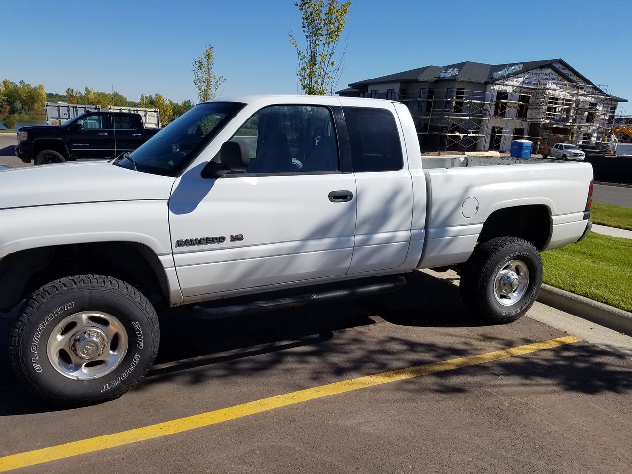 2001 Dodge Ram Pickup 2500 ST | Harrisburg, SD, Bright White Clearcoat (White), 4 Wheel