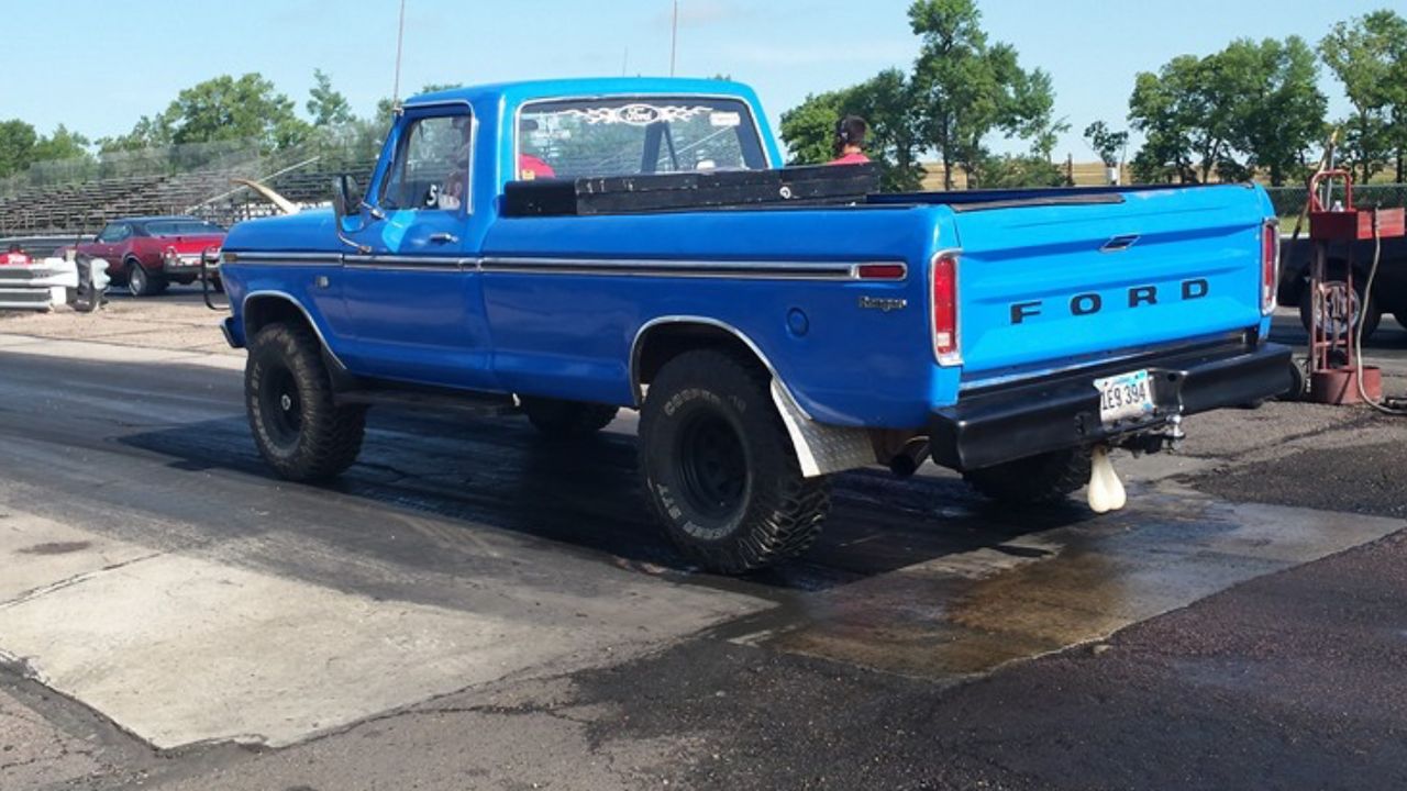 1973 Ford F-100 | Hartford, SD, Blue, 4x4