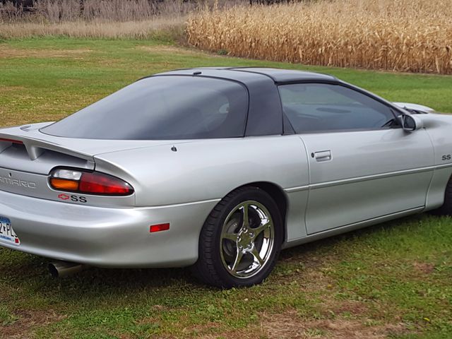 2000 Chevrolet Camaro Z28 SS, Sebring Silver Metallic (Silver), Rear Wheel