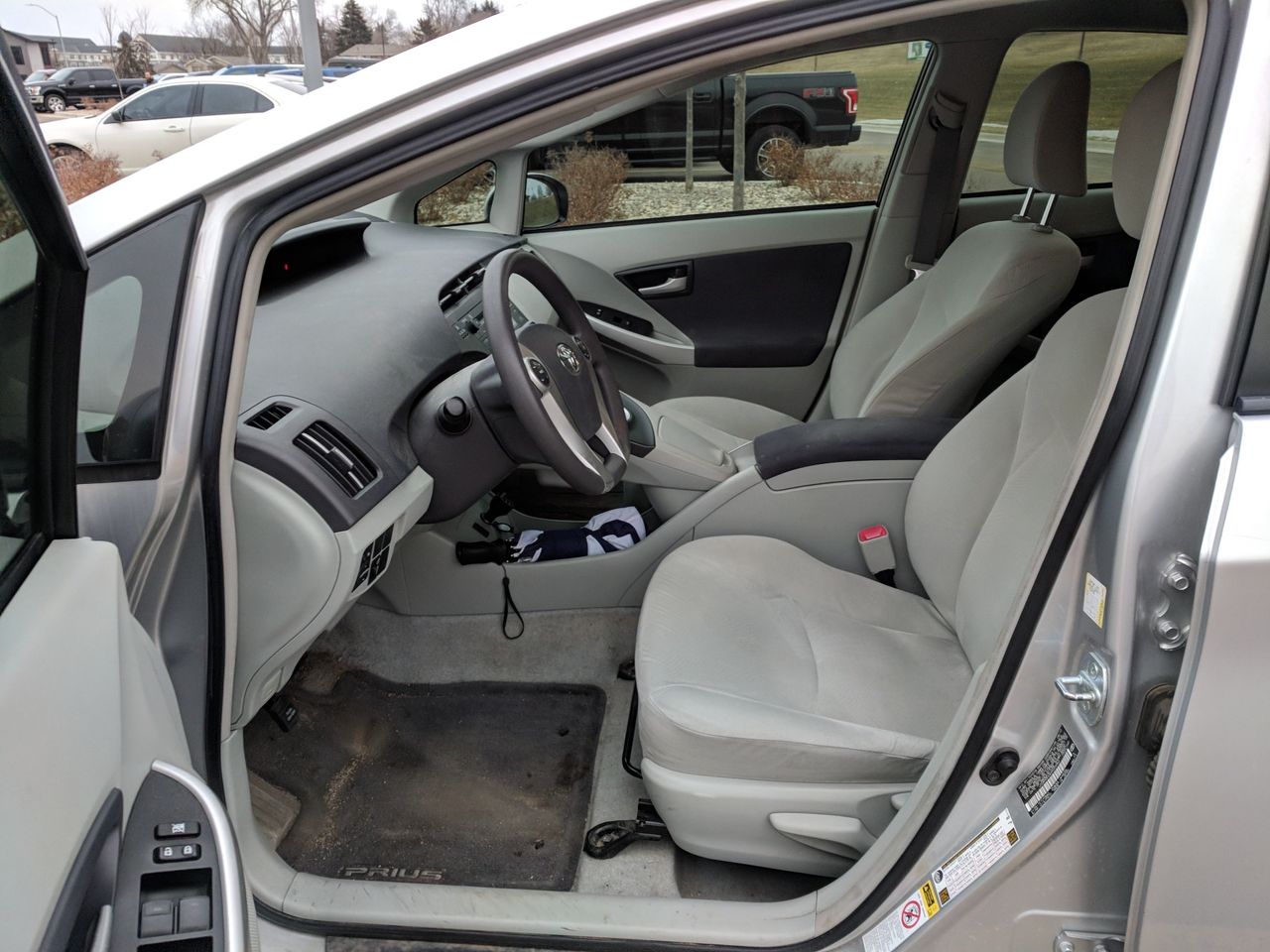 2010 Toyota Prius IV | Sioux Falls, SD, Winter Gray Metallic (Gray), Front Wheel