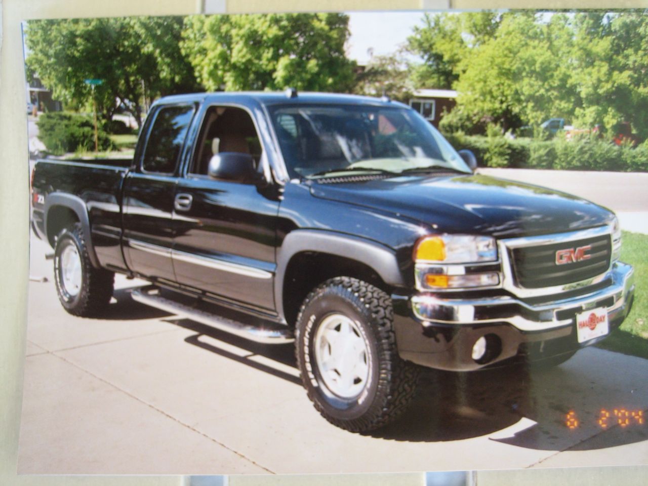 2004 GMC Sierra 1500 SLT | Hartford, TN, Onyx Black (Black), 4 Wheel