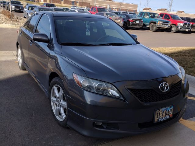 2007 Toyota Camry SE, Magnetic Gray (Gray), Front Wheel