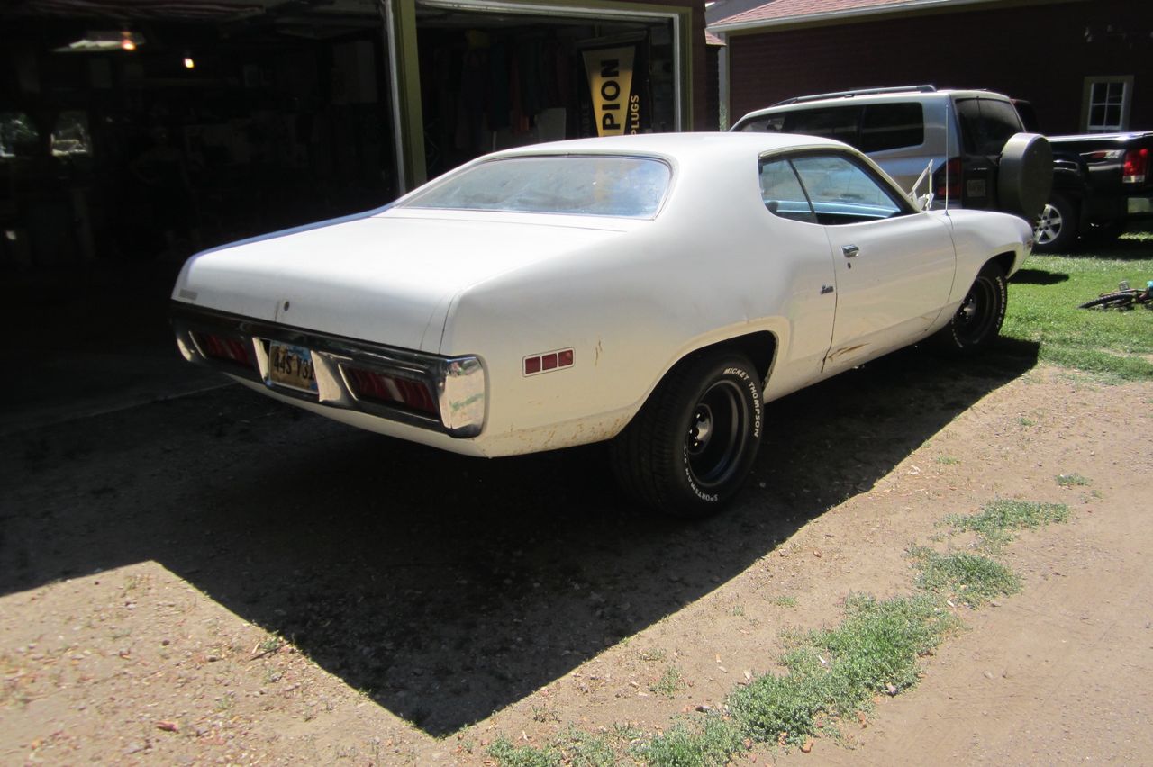 1971 Plymouth Satellite | Tea, SD, White