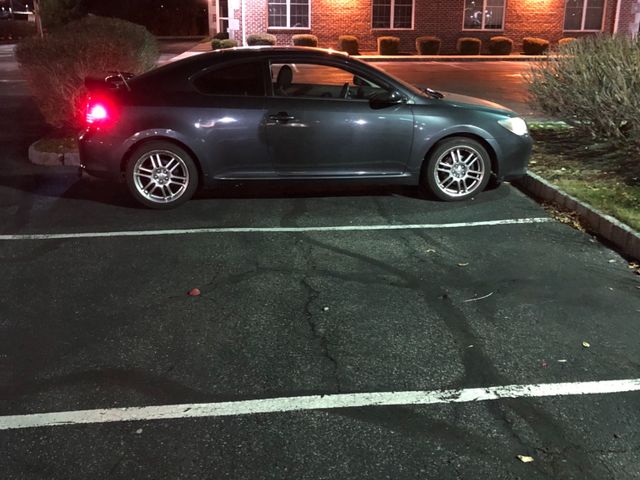 2005 Scion tC Base, Indigo Ink Pearl (Blue), Front Wheel