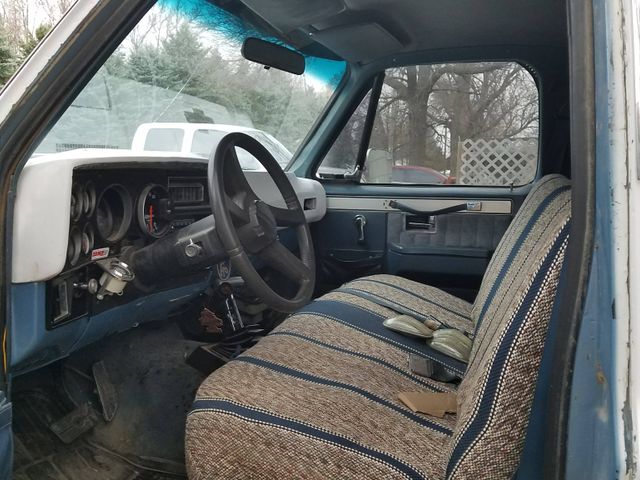 1987 Chevrolet C/K 20 Series White/blue, White