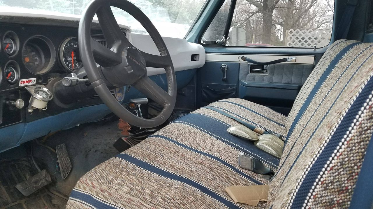 1987 Chevrolet C/K 20 Series White/blue | Sioux Falls, SD, White