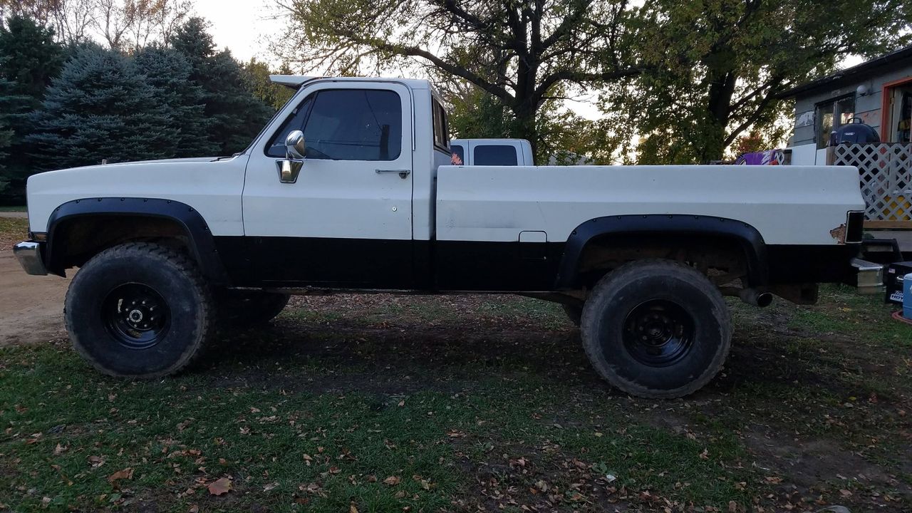 1987 Chevrolet C/K 20 Series White/blue | Sioux Falls, SD, White