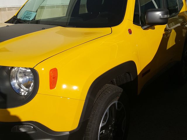 2016 Jeep Renegade Trailhawk, Solar Yellow (Yellow), 4x4