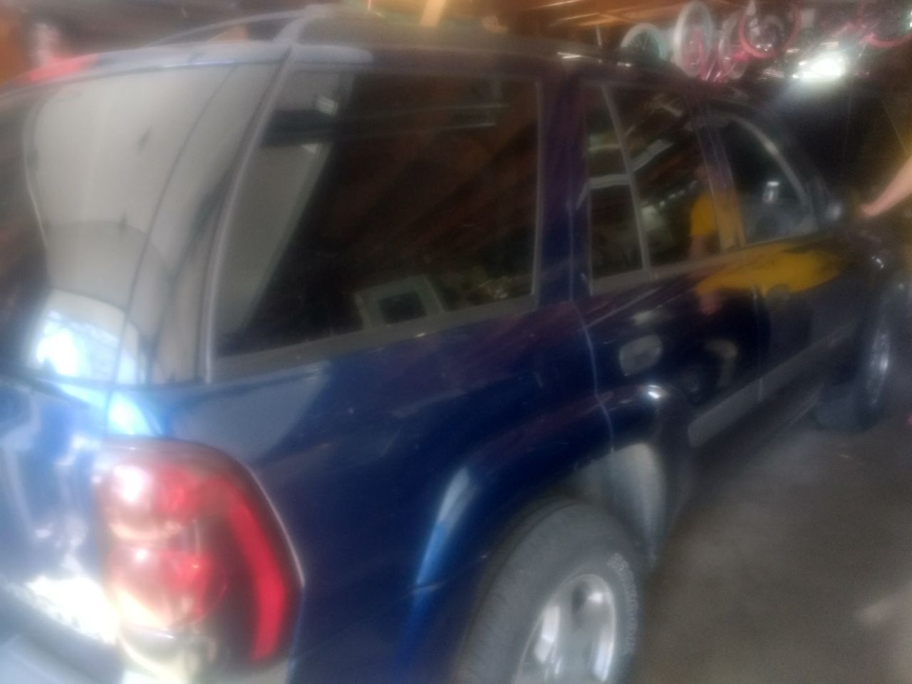 2004 Chevrolet TrailBlazer | Sioux Falls, SD, Indigo Blue Metallic/Sandstone Metallic (Blue), 4 Wheel