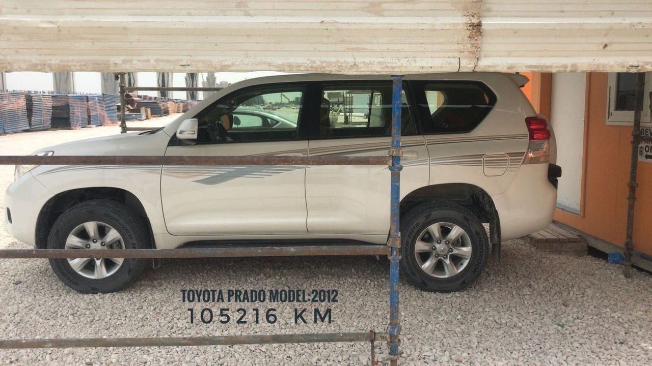 2012 Toyota Land Cruiser | Lenexa, KS, Beige
