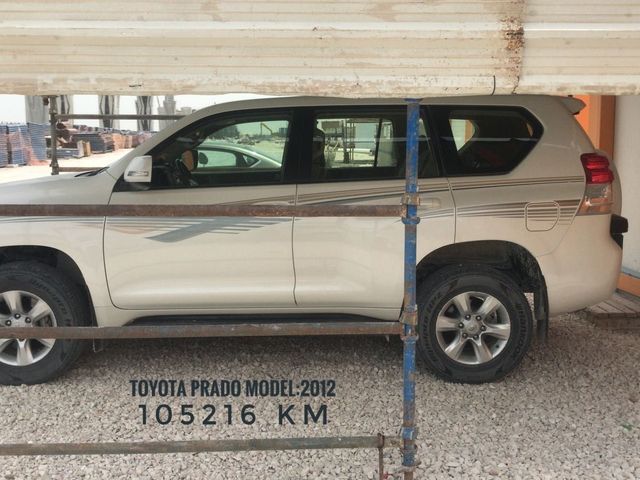 2012 Toyota Land Cruiser, Beige