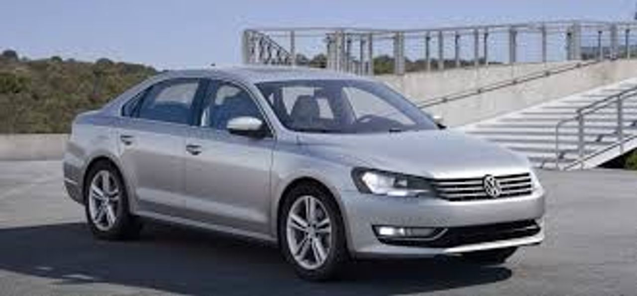 2014 Volkswagen Passat | Sioux Falls, SD, Platinum Gray Metallic (Gray), Front Wheel