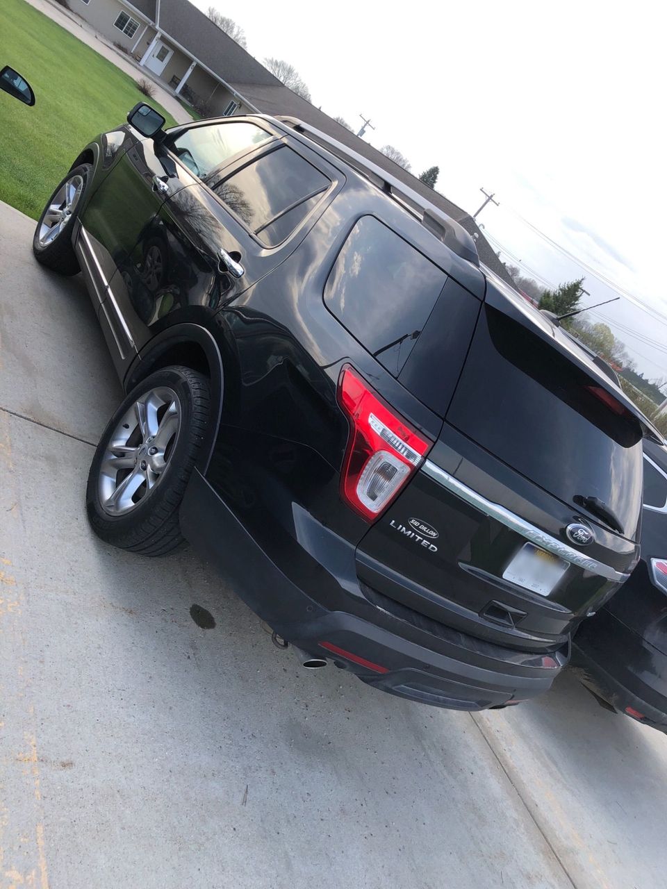 2013 Ford Explorer Limited | Yankton, SD, Tuxedo Black Metallic (Black), All Wheel