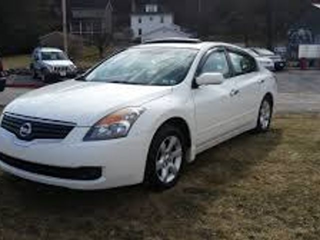 2008 Nissan Altima, Winter Frost (White), Front Wheel