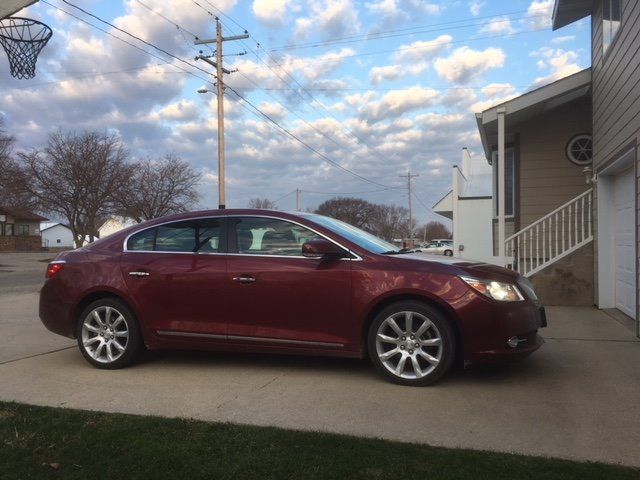 2011 Buick LaCrosse CXS, Red Jewel Tintcoat (Red & Orange), Front Wheel