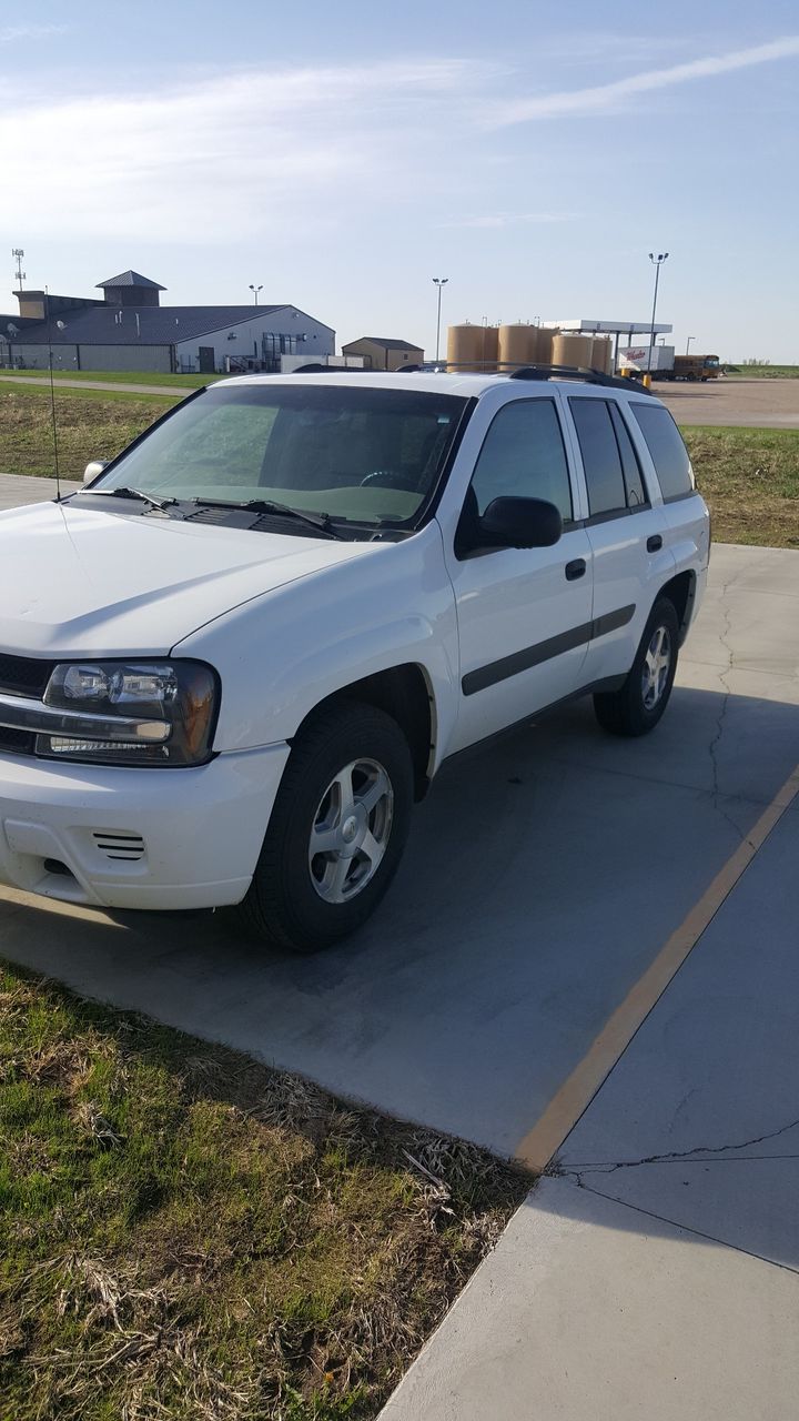 2005 Chevrolet TrailBlazer | Hartford, SD, Summit White (White)