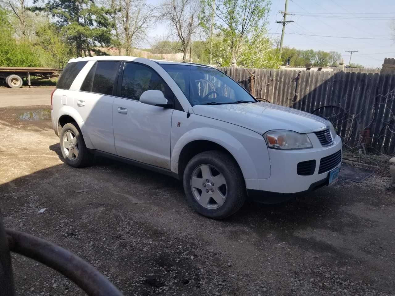 2006 Saturn Vue Base | Sioux Falls, SD, Polar White (White), Front Wheel