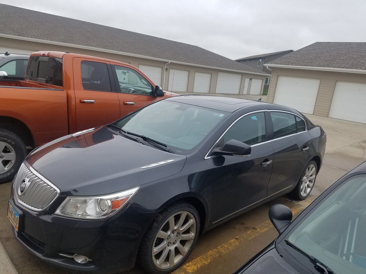 2010 Buick LaCrosse CXS | Tea, SD, Carbon Black Metallic (Black), Front Wheel