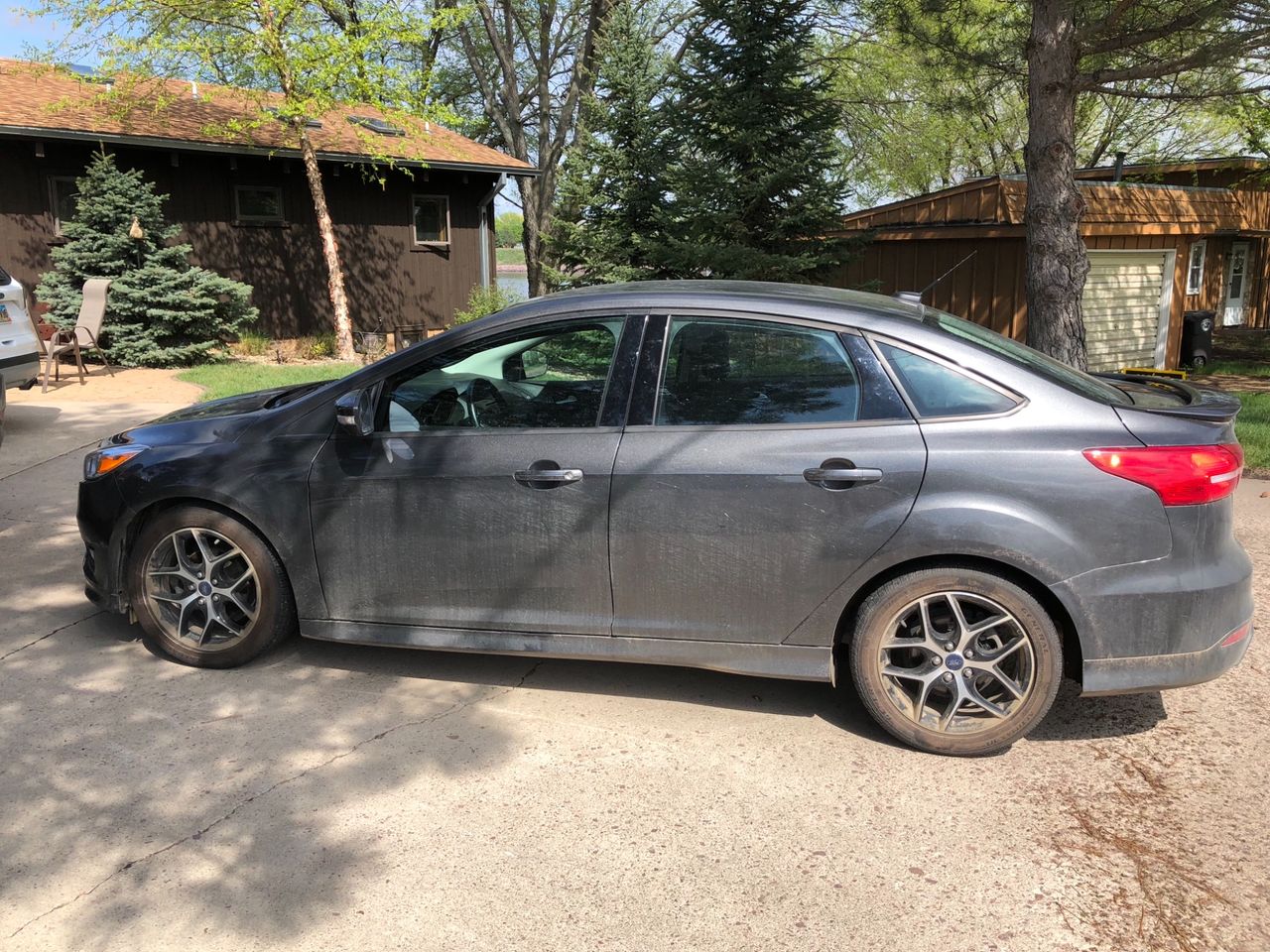 2015 Ford Focus | Mitchell, SD, Magnetic (Gray), Front Wheel