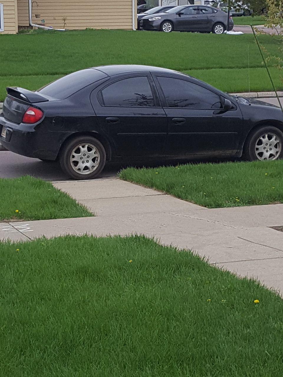 2003 Dodge Neon SXT | Tea, SD, Black Clearcoat (Black), Front Wheel