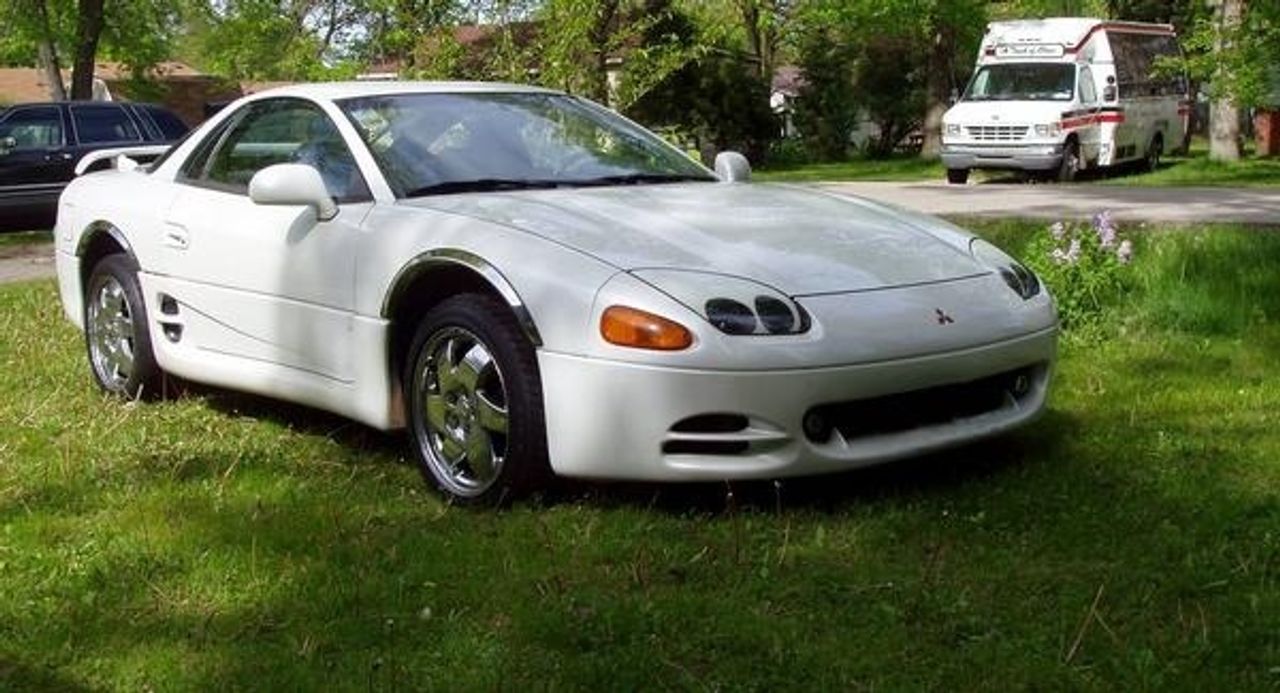 1995 Mitsubishi 3000GT Spyder SL | Pelican Rapids, MN, White Pearl Metallic (White), Front Wheel