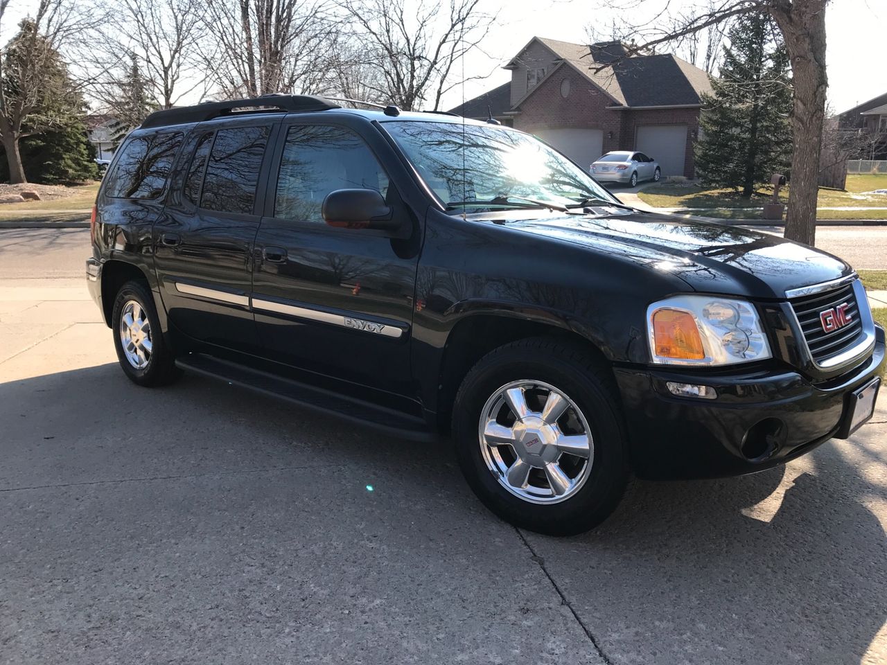 2005 GMC Envoy XL SLT | Sioux Falls, SD, Onyx Black (Black), 4 Wheel