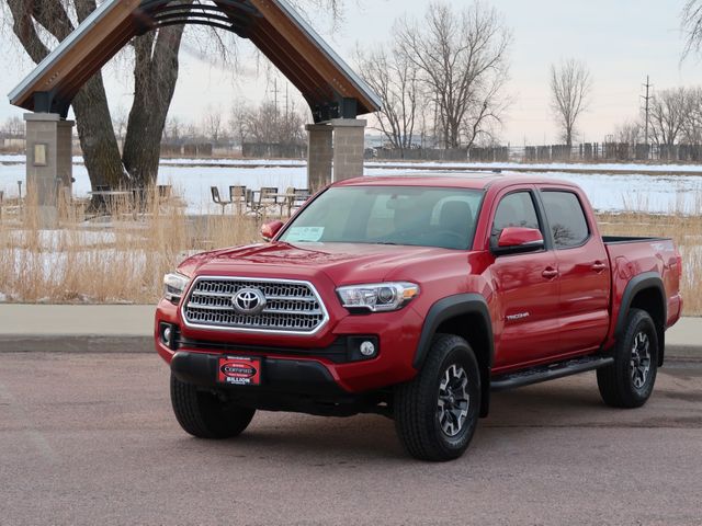 2017 Toyota Tacoma TRD Off-Road, Barcelona Red Metallic (Red & Orange), 4x4