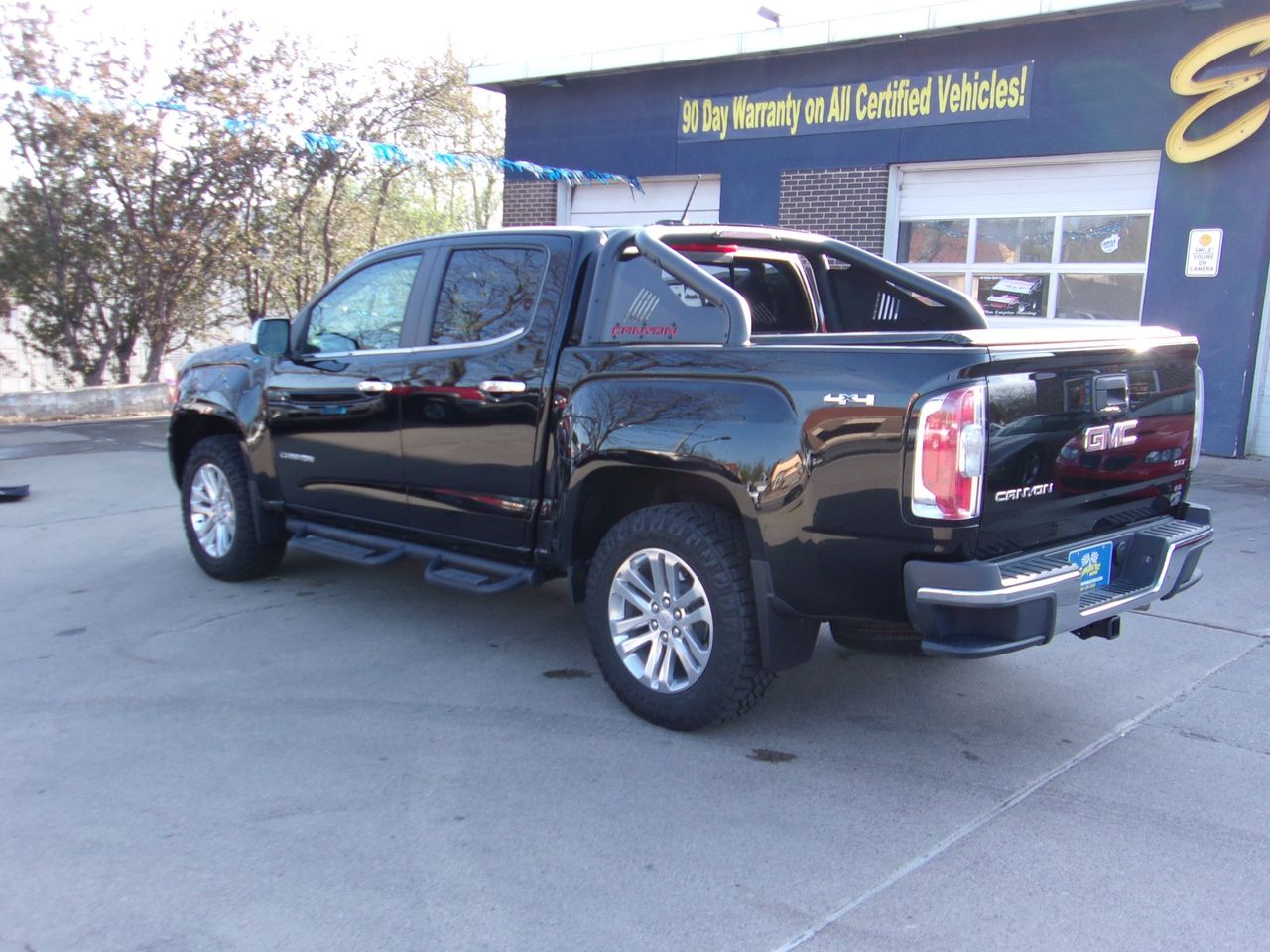 2017 GMC Canyon SLT | Sioux Falls, SD, Onyx Black (Black), 4x4