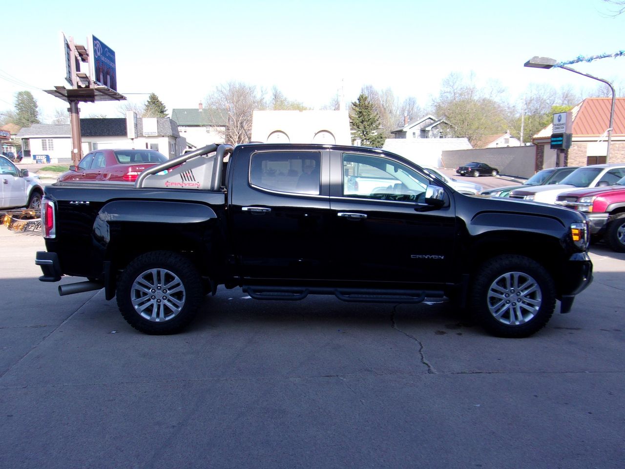 2017 GMC Canyon SLT | Sioux Falls, SD, Onyx Black (Black), 4x4