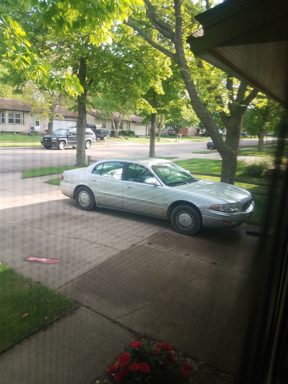 2001 Buick LeSabre Custom | Sioux Falls, SD, Sterling Silver Metallic (Silver), Front Wheel