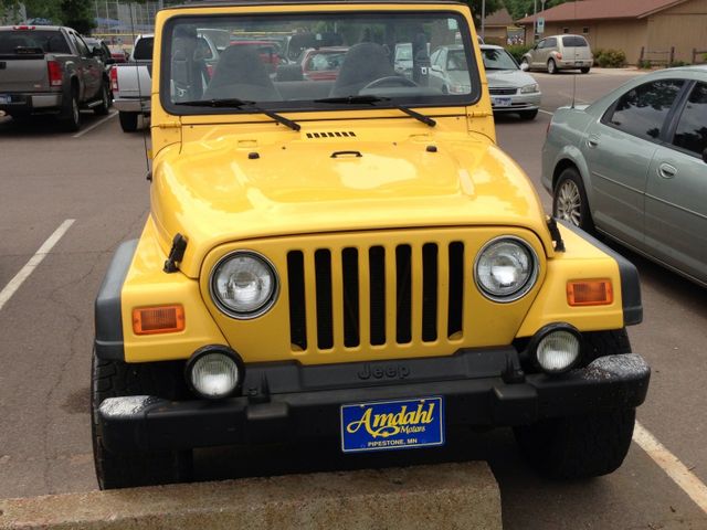 2001 Jeep Wrangler Sport, Solar Yellow CC/Black HT (Yellow), 4 Wheel