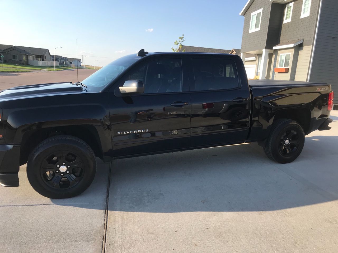 2016 Chevrolet Silverado 1500 LT | Sioux Falls, SD, Black (Black), 4x4