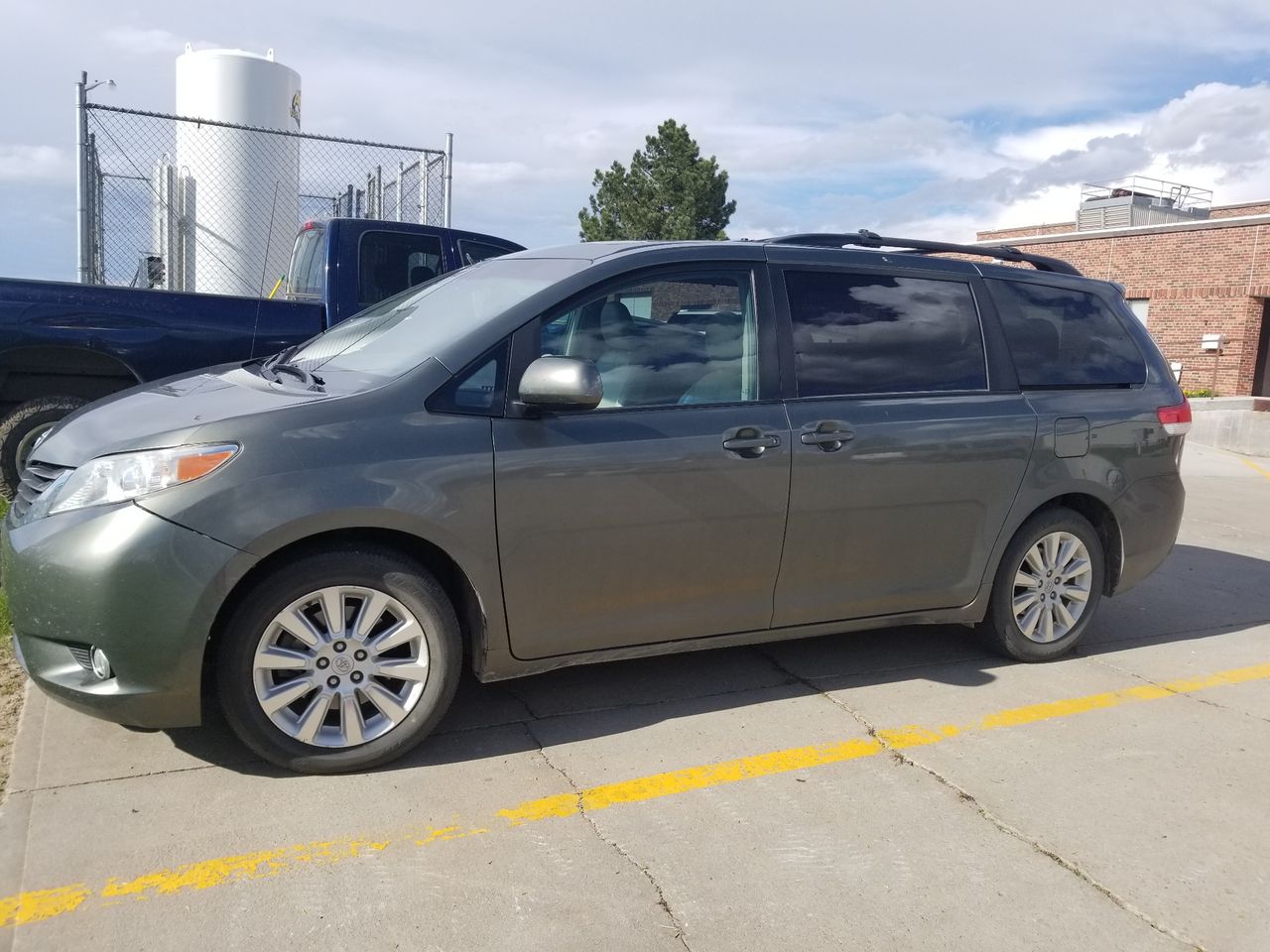 2014 Toyota Sienna XLE 7-Passenger | Burke, SD, Cypress Pearl (Green), All Wheel