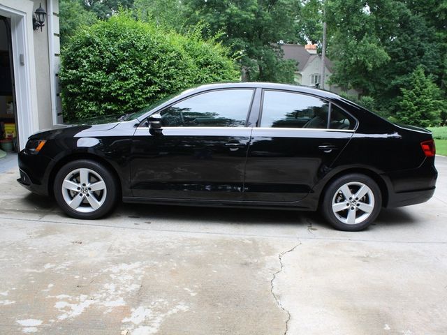 2012 Volkswagen Jetta, Black Uni (Black), Front Wheel