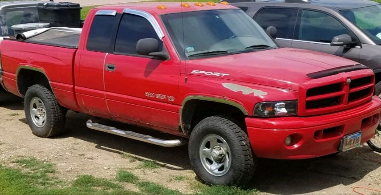 1999 Dodge RAM 150 | Lennox, SD, Red & Orange