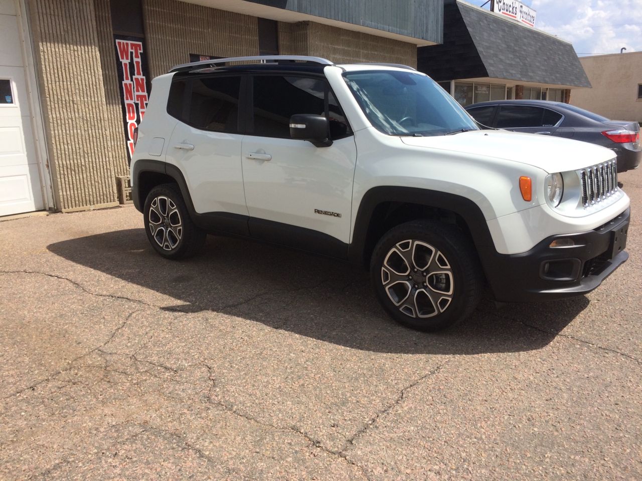 2016 Jeep Renegade Limited | Sioux Falls, SD, Alpine White (White), 4x4