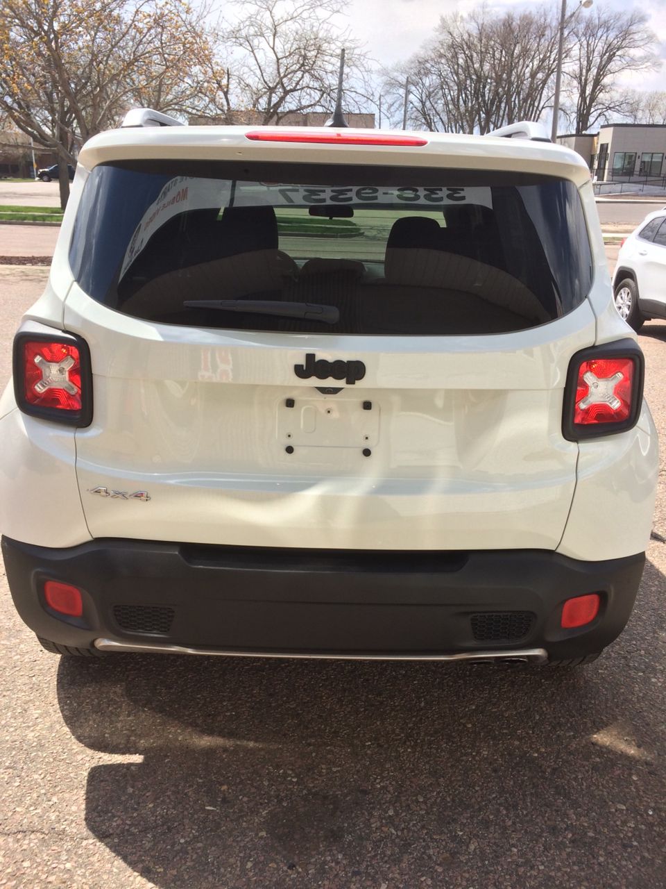 2016 Jeep Renegade Limited | Sioux Falls, SD, Alpine White (White), 4x4