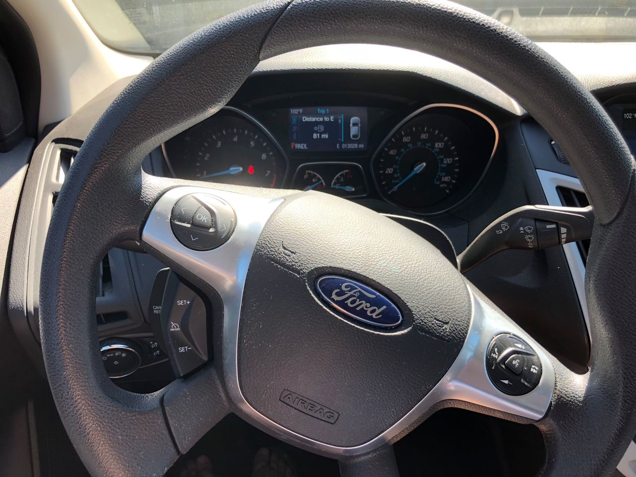 2014 Ford Focus SE | Sioux Falls, SD, Sterling Gray Metallic (Gray), Front Wheel