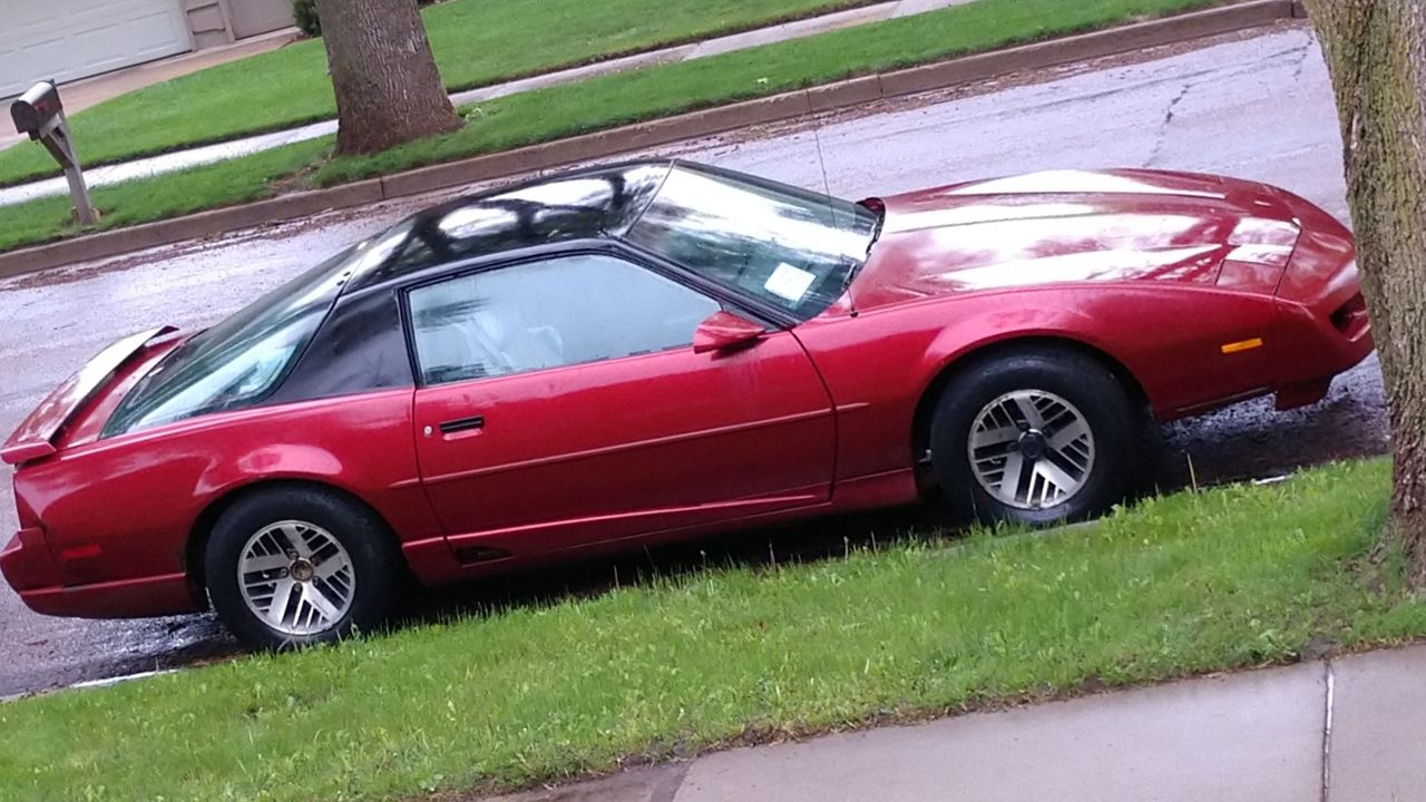 1991 Pontiac Firebird Base | Sioux Falls, SD, Bright Red (Red & Orange), Rear Wheel