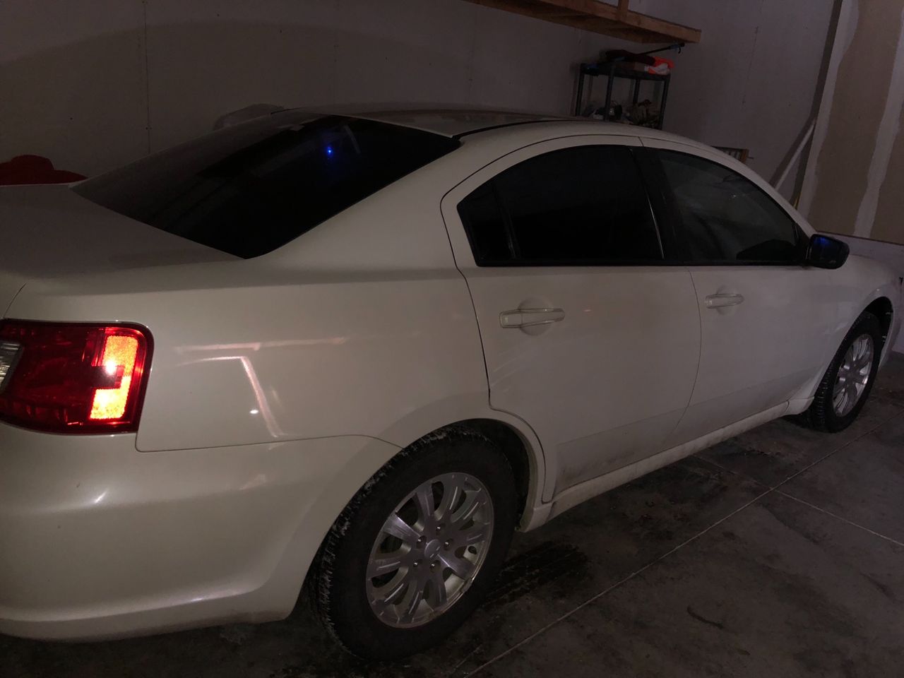 2009 Mitsubishi Galant ES | Parker, SD, Dover White Pearl (White), Front Wheel