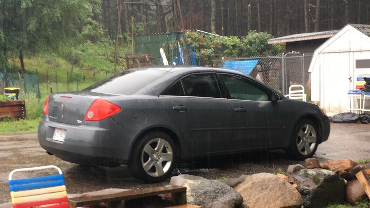 2008 Pontiac G6 | Montello, WI, Dark Steel Gray Metallic (Gray), Front Wheel