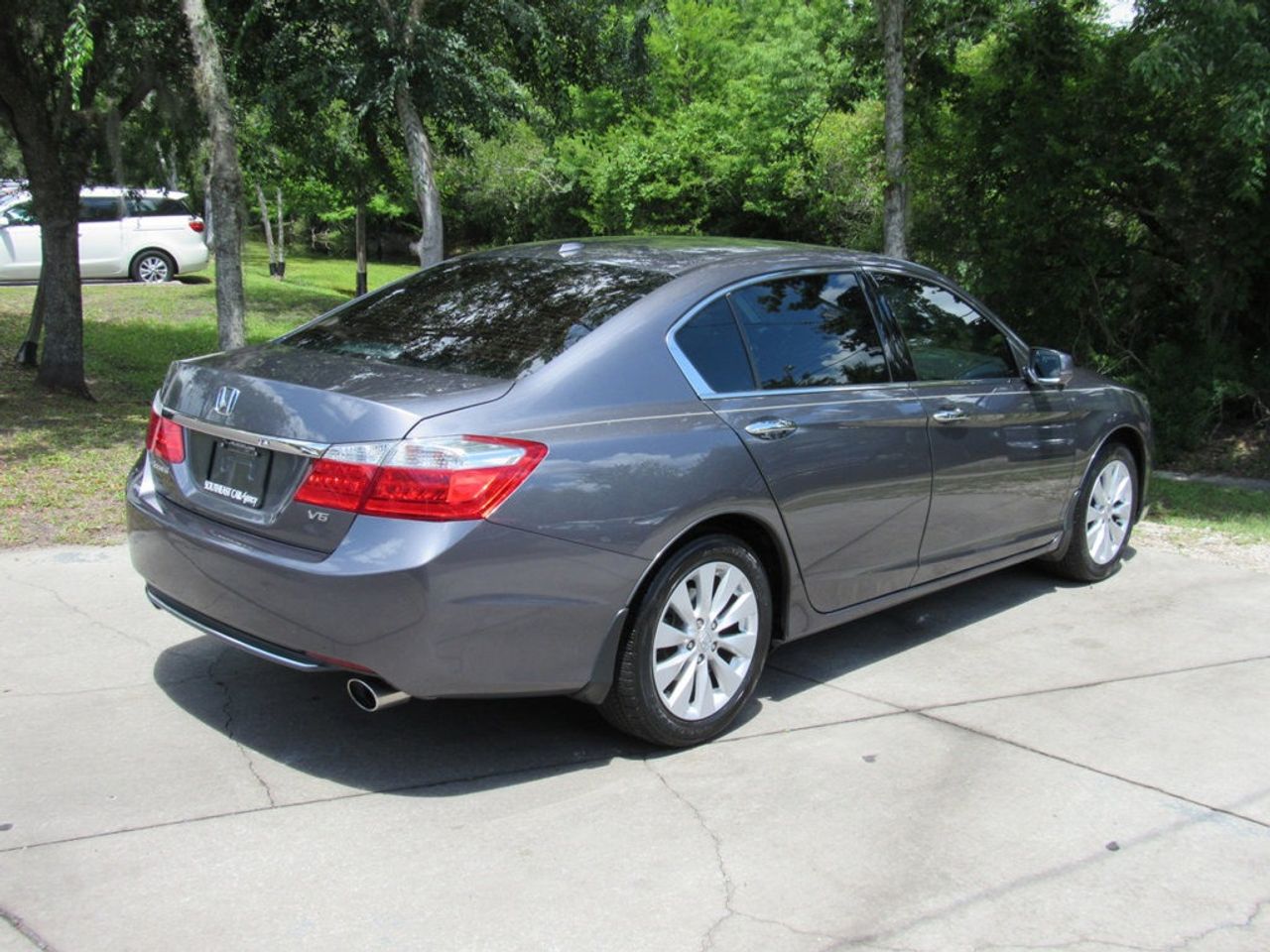 2015 Honda Accord | Sioux Falls, SD, Modern Steel Metallic (Gray), Front Wheel