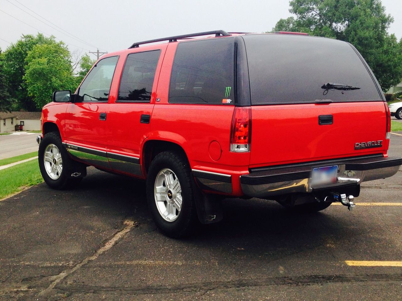 1999 Chevrolet Tahoe LS | Sioux Falls, SD, Victory Red (Red & Orange), 4 Wheel